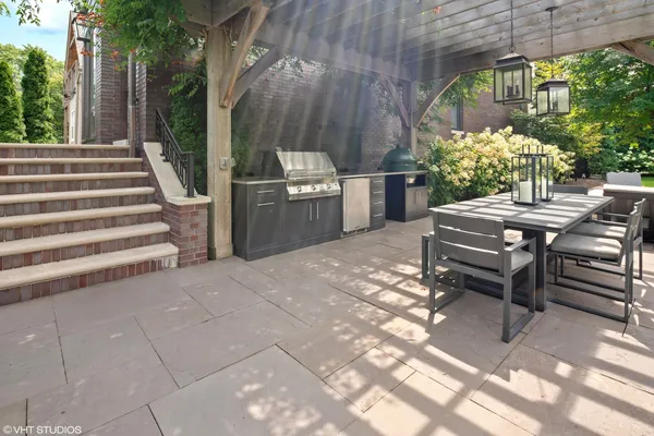 $5,099,000 | 1442 West Berteau Avenue, Chicago, IL 60613