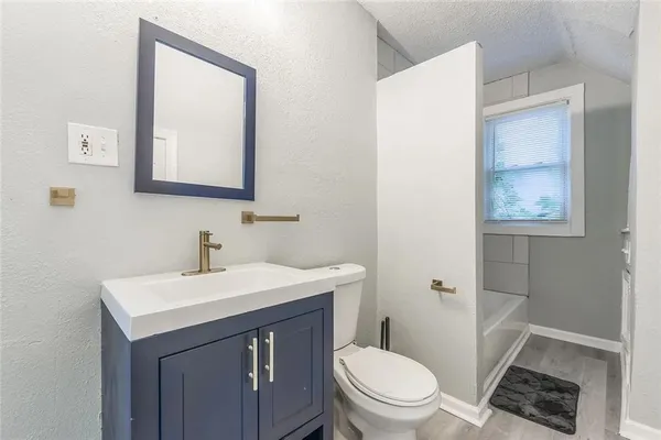 $250,000 | 2641 Agnes Avenue, Kansas City, MO 64127