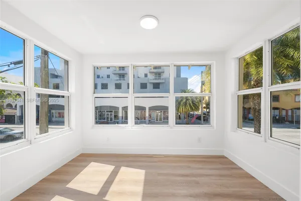 $2,550 | 403 Southwest 12th Avenue, Unit 4, Miami, FL 33130