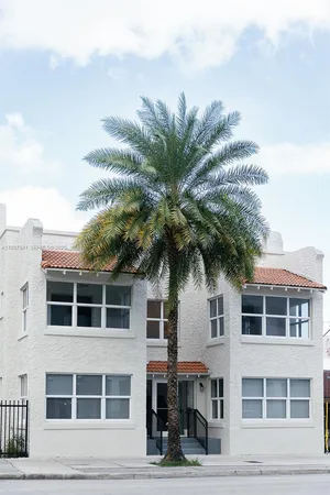 $2,550 | 403 Southwest 12th Avenue, Unit 4, Miami, FL 33130