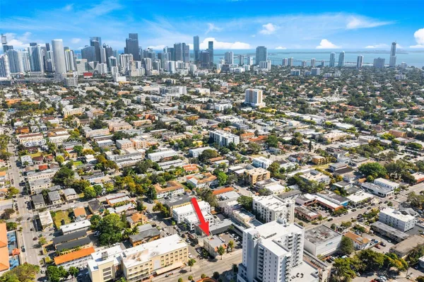 $2,550 | 403 Southwest 12th Avenue, Unit 4, Miami, FL 33130