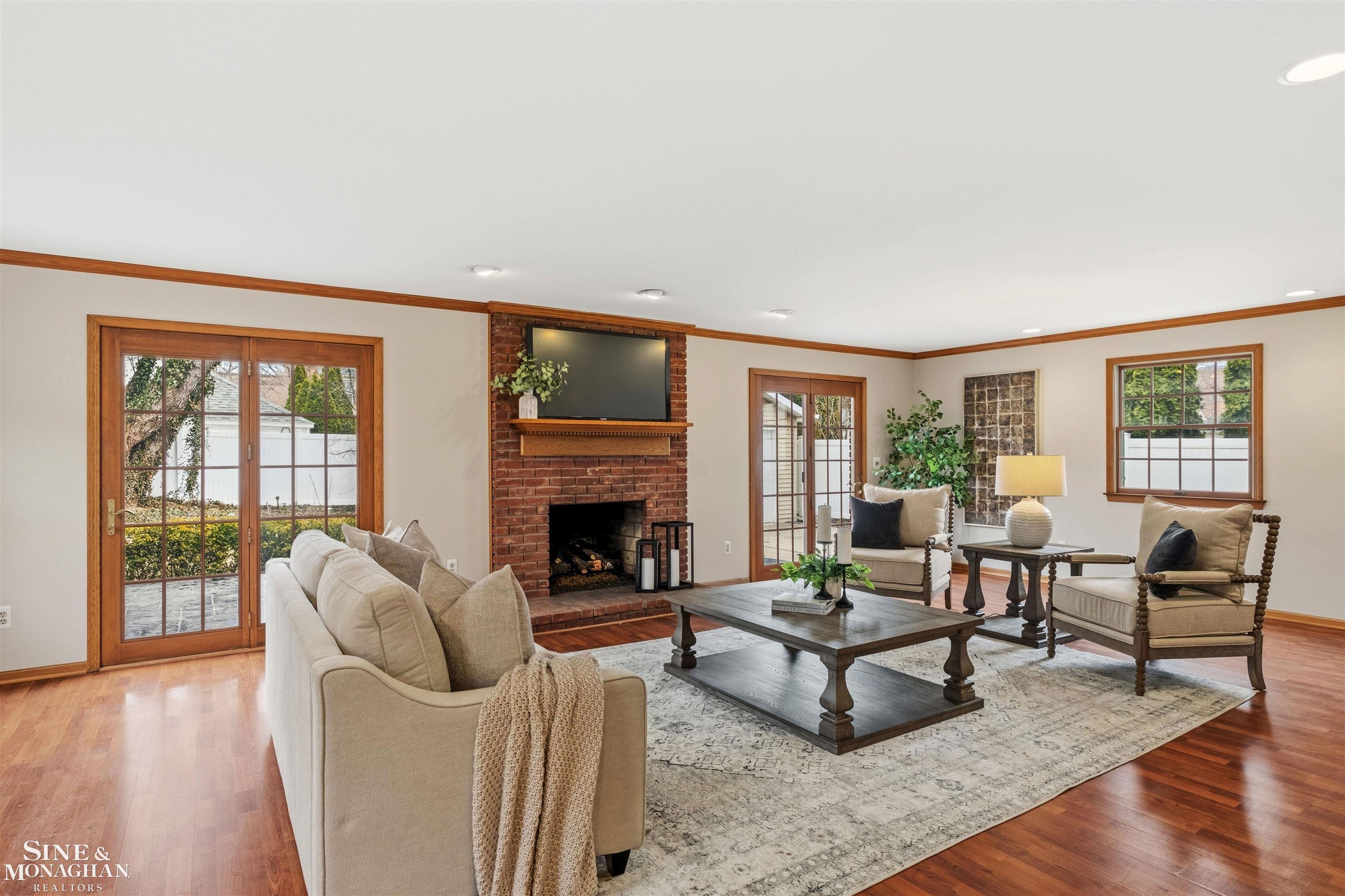 180 Fisher Road Grosse Pointe Farms, MI 48230 - Photo 21 of 88