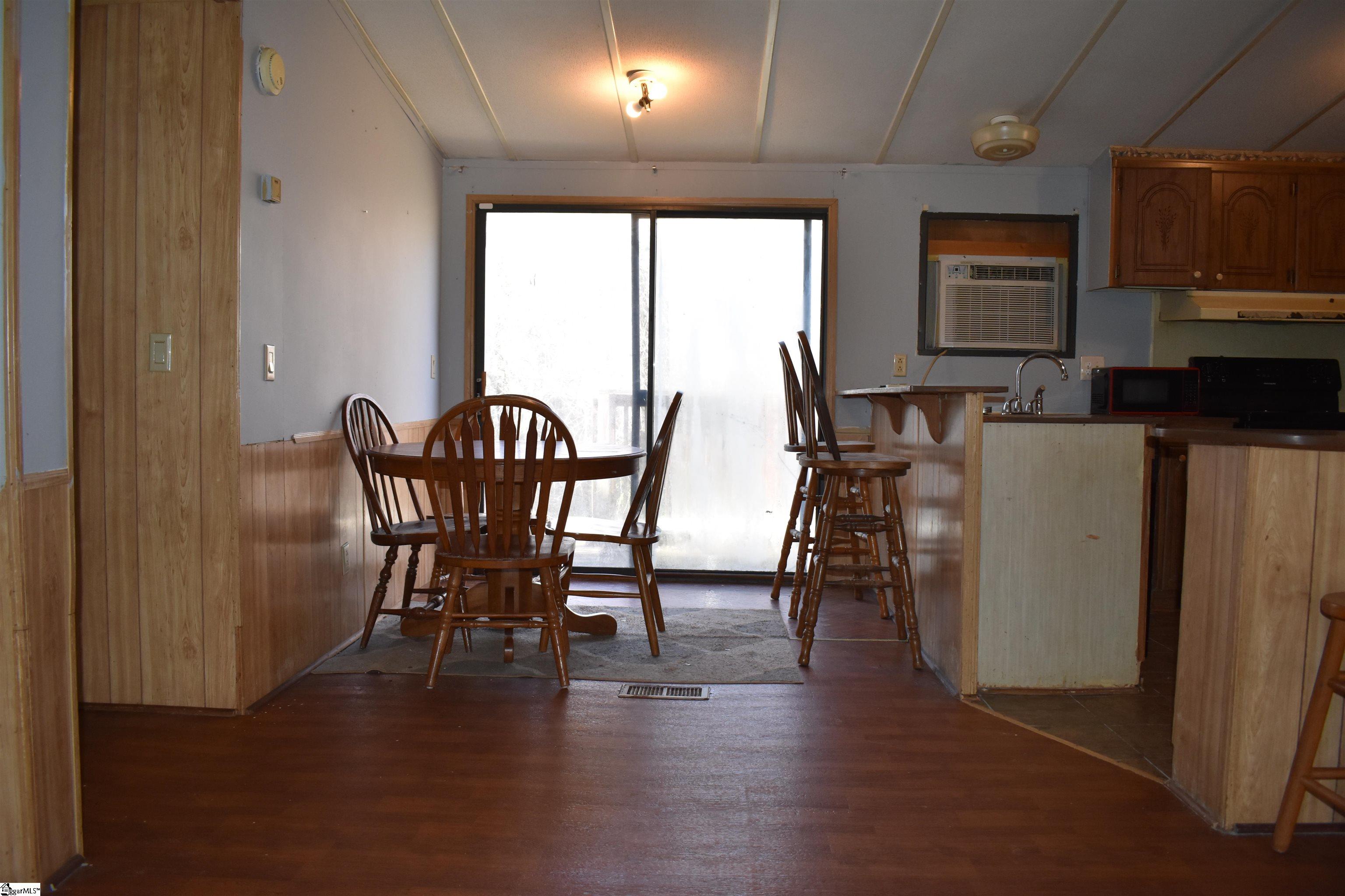 632 Union Highway Enoree, SC 29335 - Photo 9 of 14