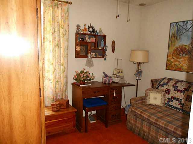 5612 Faulconbridge Road Charlotte, NC 28227 - Photo 11 of 15 Gallery Image 11