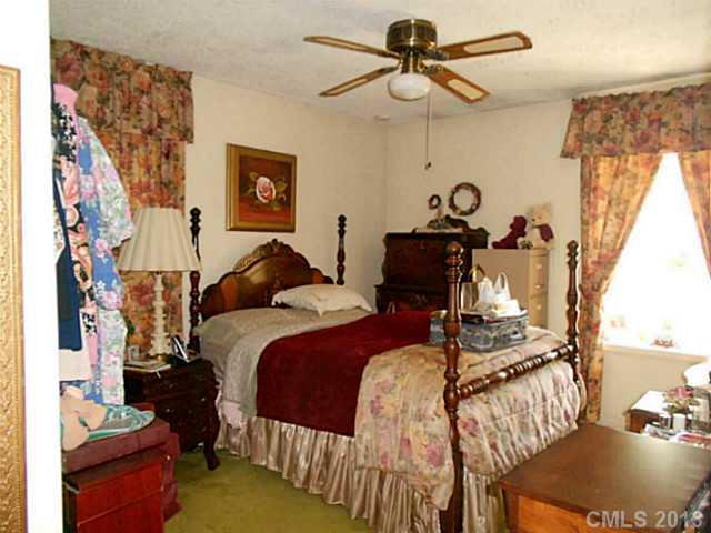 5612 Faulconbridge Road Charlotte, NC 28227 - Photo 13 of 15 Gallery Image 13