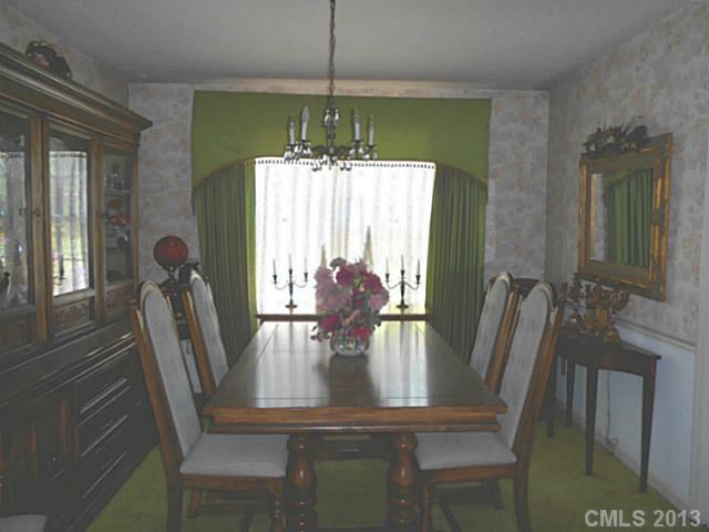 5612 Faulconbridge Road Charlotte, NC 28227 - Photo 5 of 15 Gallery Image 5