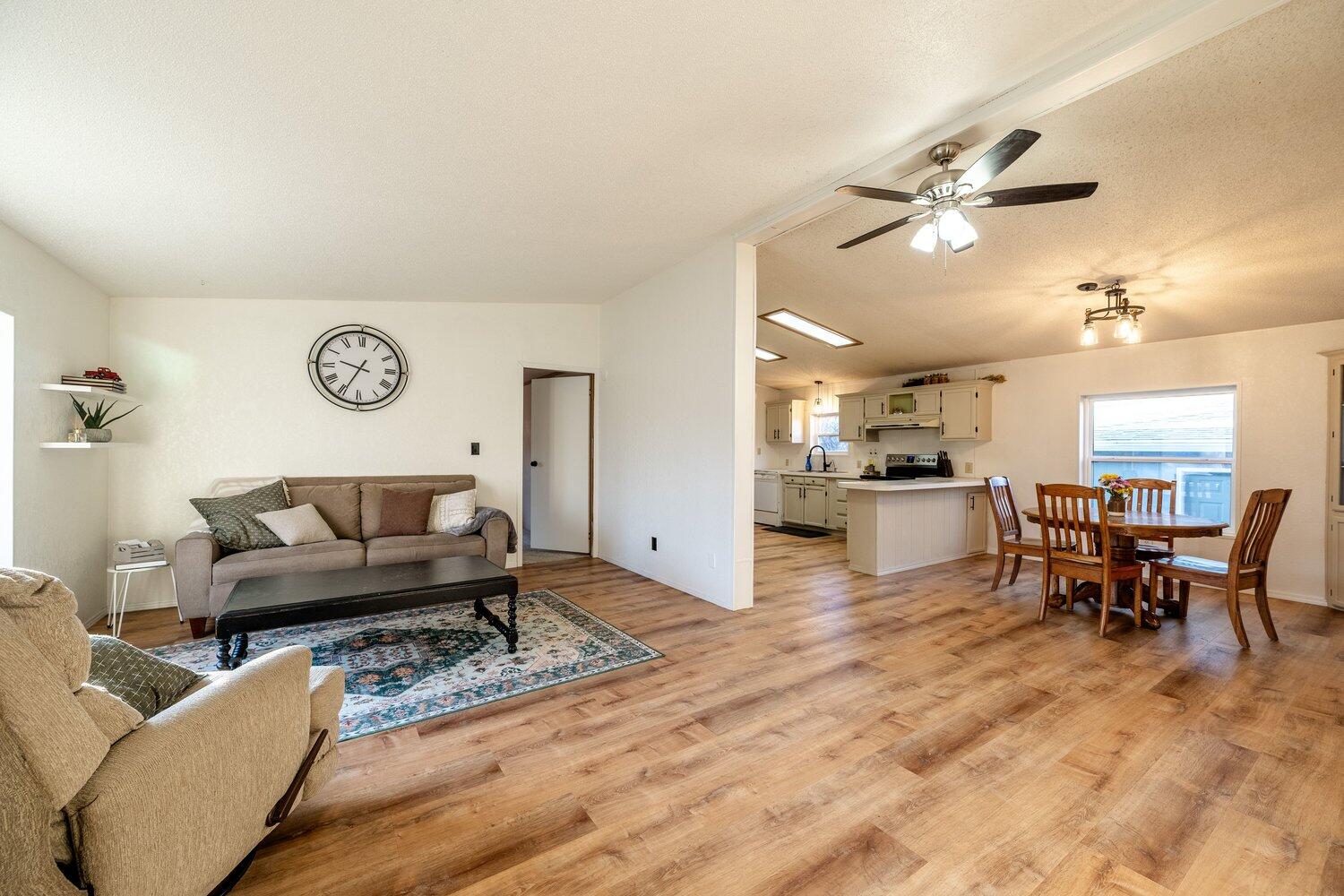 256 High Street Buffalo, WY 82834 - Photo 3 of 31 3