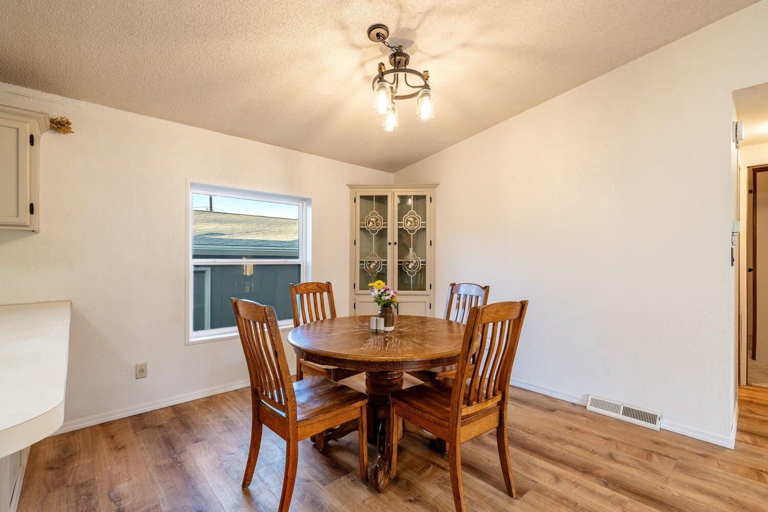 256 High Street Buffalo, WY 82834 - Photo 8 of 31 11