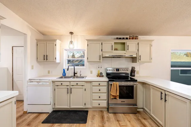 $299,900 | 256 High Street, Buffalo, WY 82834