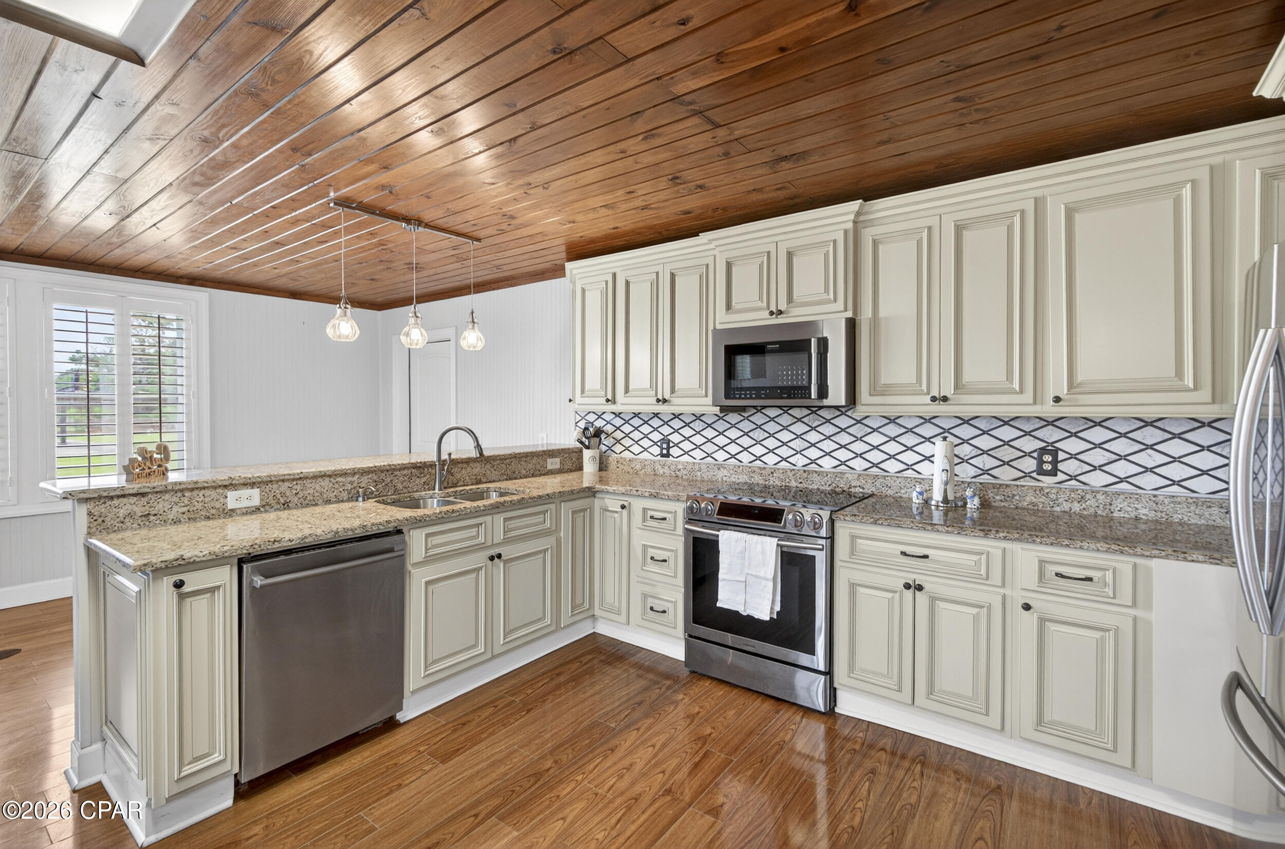 126 Tall Oaks Road DeFuniak Springs, FL 32435 - Photo 13 of 44 Gallery Image 13