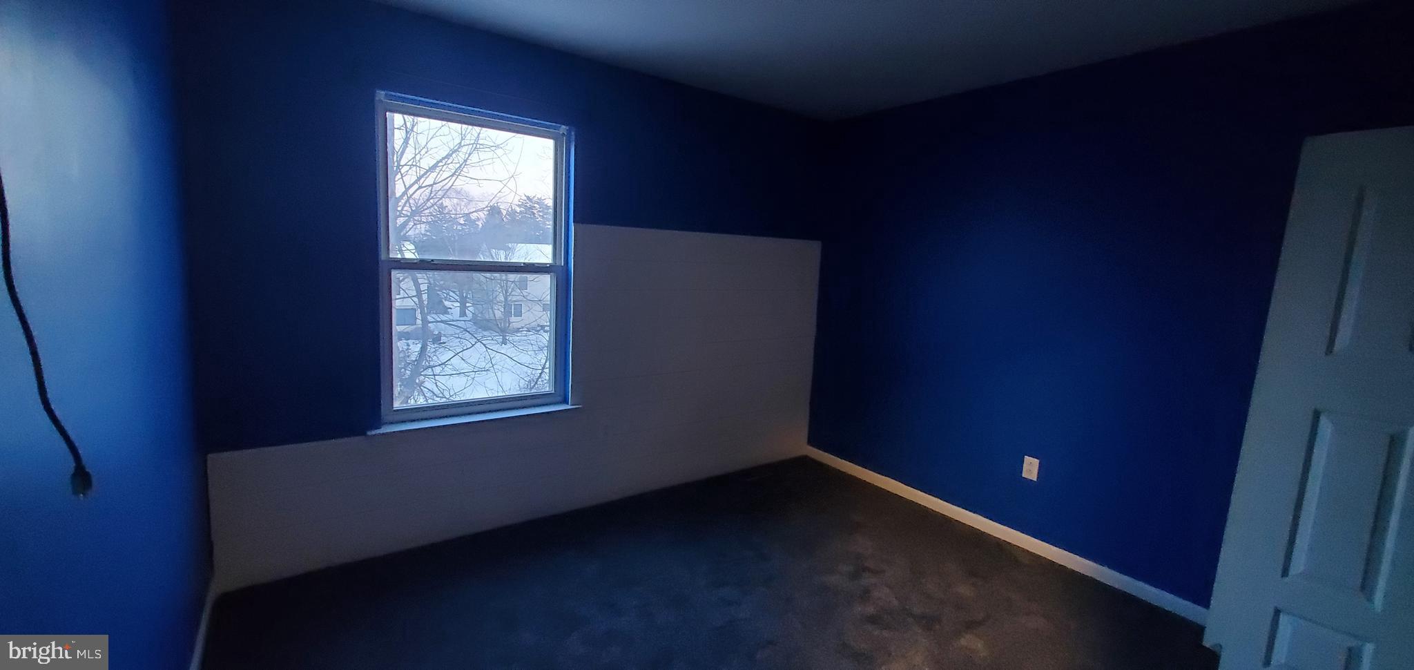 49 Villa Avenue Boyertown, PA 19512 - Photo 18 of 30 an empty room with windows