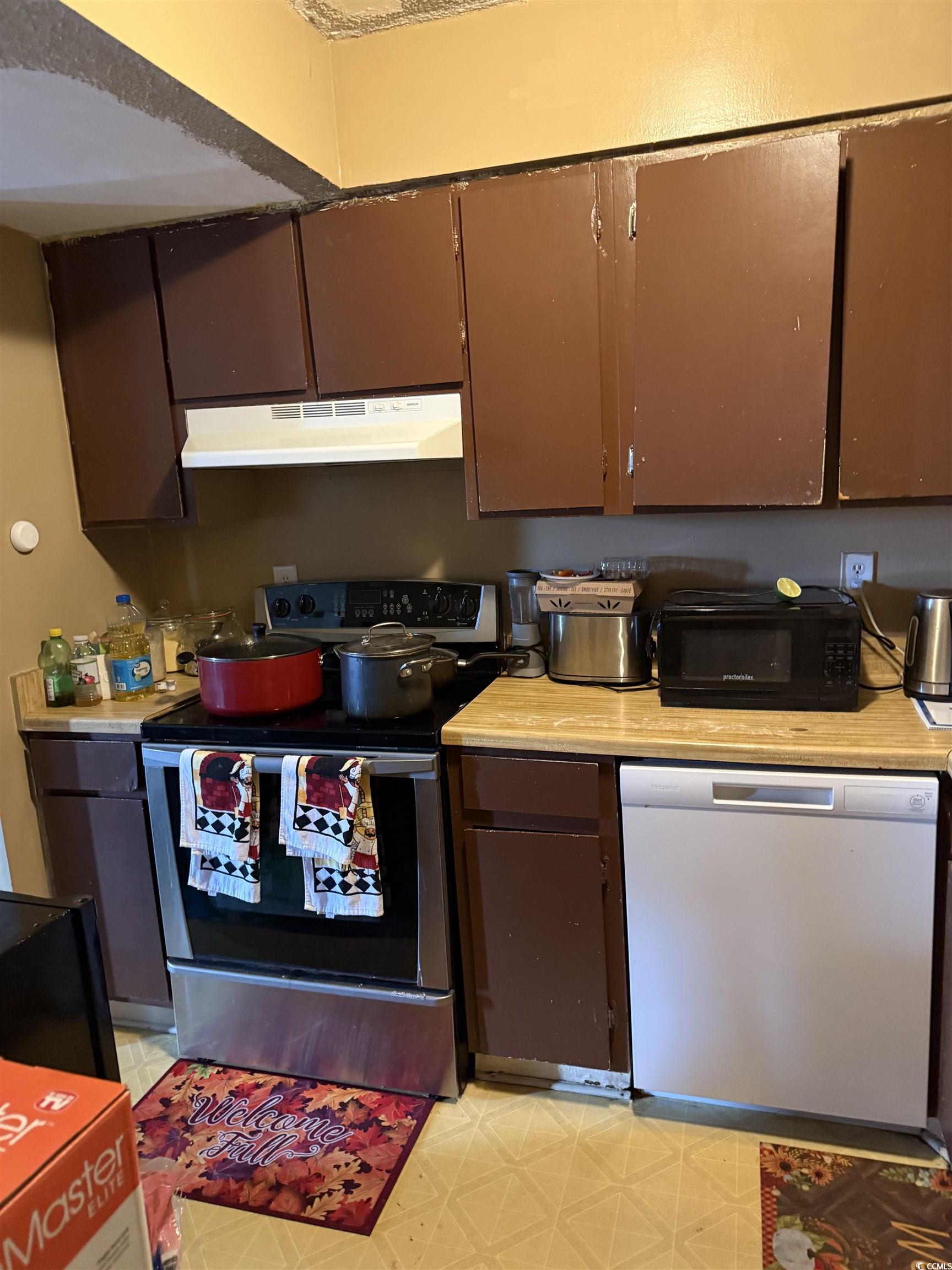 2005 Greens Boulevard, Unit B403 Myrtle Beach, SC 29577 - Photo 8 of 21