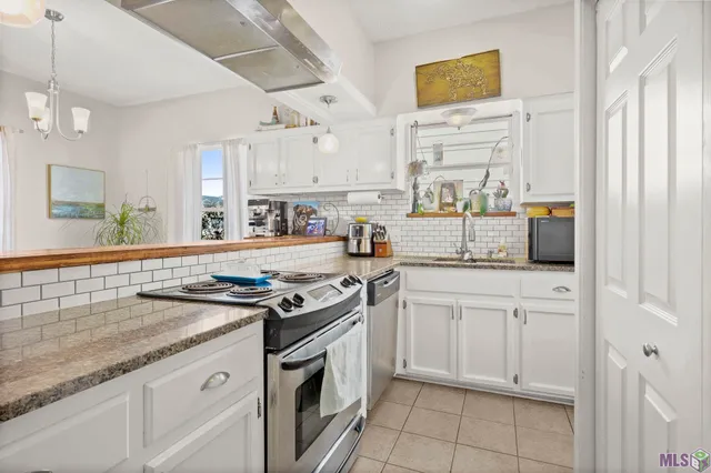 $275,000 | 1752 Manor Oak Drive, Baton Rouge, LA 70810