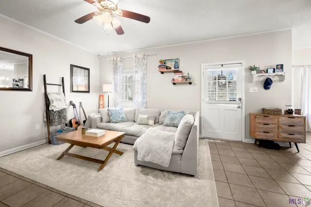 $275,000 | 1752 Manor Oak Drive, Baton Rouge, LA 70810