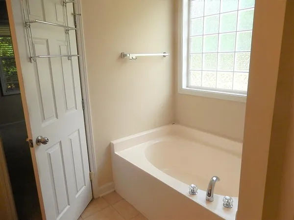 $2,300 | 214 Plank Bridge Way, Morrisville, NC 27560