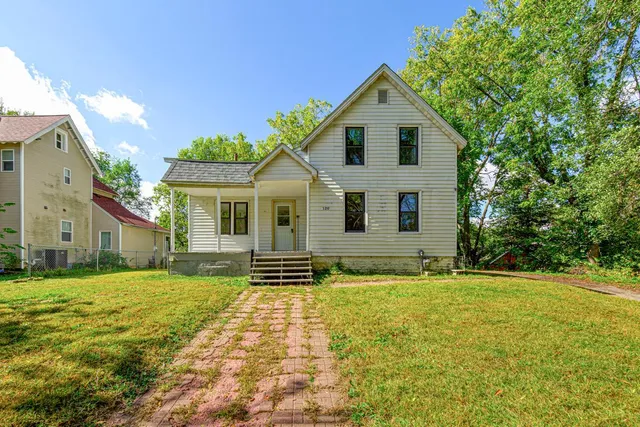 $182,000 | 120 4th Avenue Southwest, Faribault, MN 55021