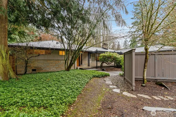 $1,385,000 | 23312 Robin Hood Drive, Edmonds, WA 98020
