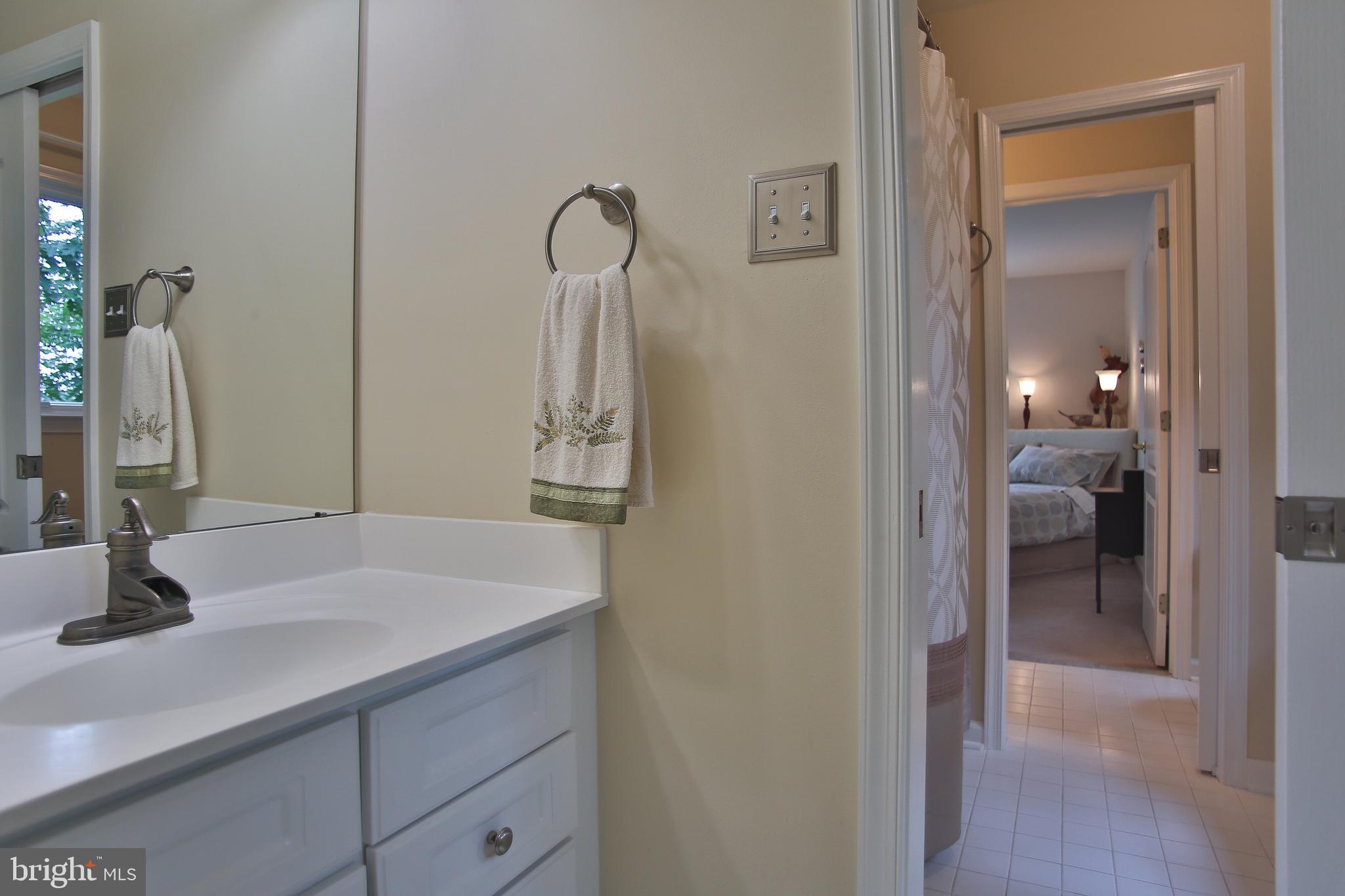 5686 Ridgeview Drive Doylestown, PA 18902 - Photo 28 of 53 Jack & Jill Bathroom for Bedroom 3&4