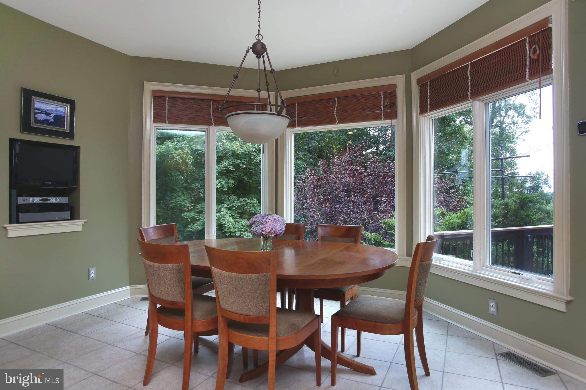 5686 Ridgeview Drive Doylestown, PA 18902 - Photo 7 of 53 Breakfast Room