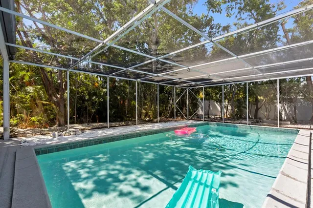 $10,000 | 1165 Morningside Place, Sarasota, FL 34236