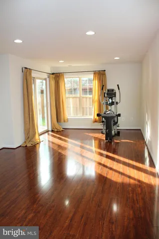 $3,399 | 22167 Napier Terrace, Broadlands, VA 20148