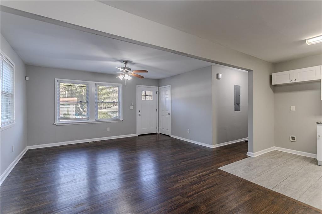 3578 Adkins Road Northwest Atlanta, GA 30331 - Photo 9 of 25