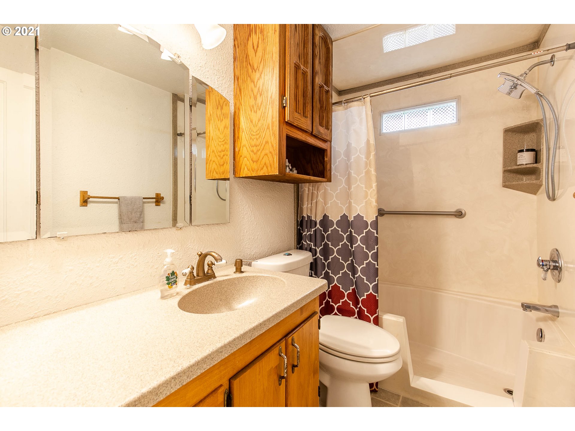 4523 Aster Street Springfield, OR 97478 - Photo 13 of 25 Gallery Image 13