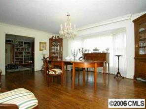3442 Foxcroft Road Charlotte, NC 28211 - Photo 2 of 8 Gallery Image 2