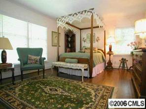 3442 Foxcroft Road Charlotte, NC 28211 - Photo 8 of 8 Gallery Image 8
