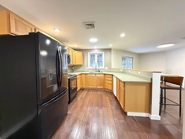 $309,000 | 21 Ledges Court, Unit 21, Lewiston, ME 04240