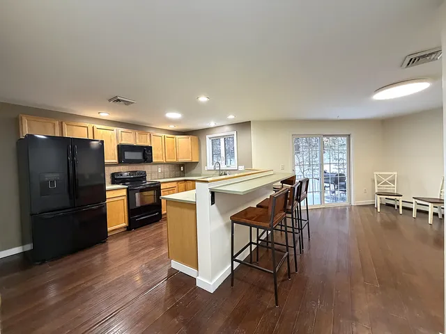 $309,000 | 21 Ledges Court, Unit 21, Lewiston, ME 04240