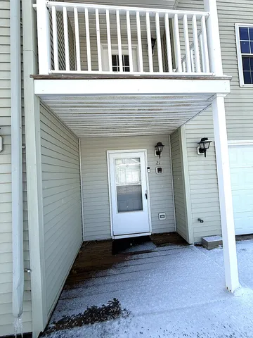 $309,000 | 21 Ledges Court, Unit 21, Lewiston, ME 04240