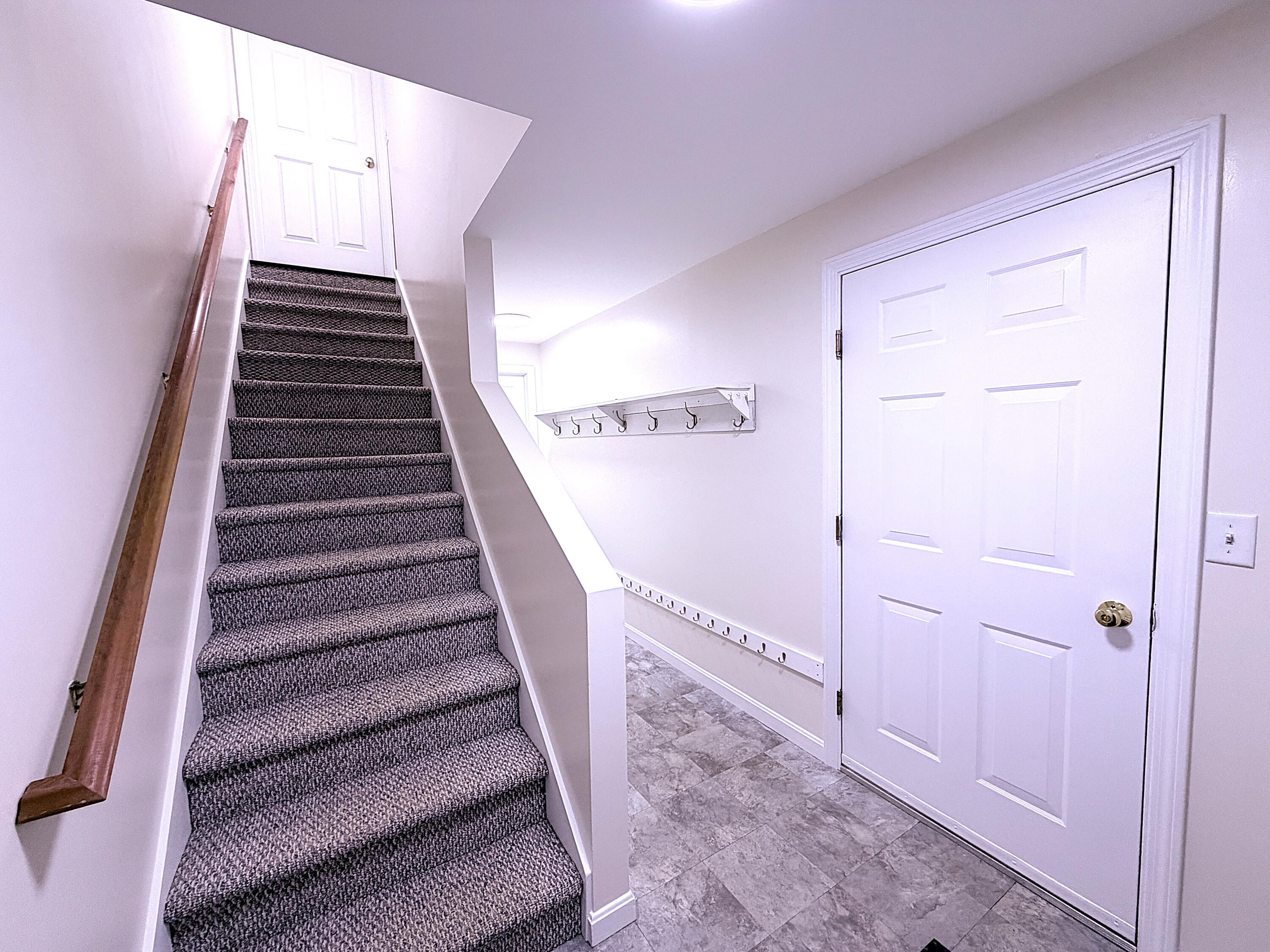 21 Ledges Court, Unit 21 Lewiston, ME 04240 - Photo 7 of 66 7