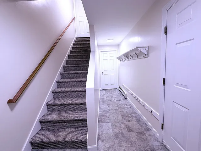 $309,000 | 21 Ledges Court, Unit 21, Lewiston, ME 04240