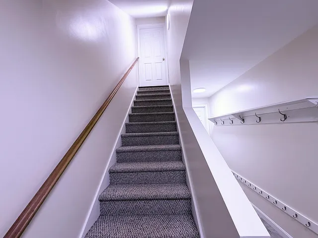 $309,000 | 21 Ledges Court, Unit 21, Lewiston, ME 04240