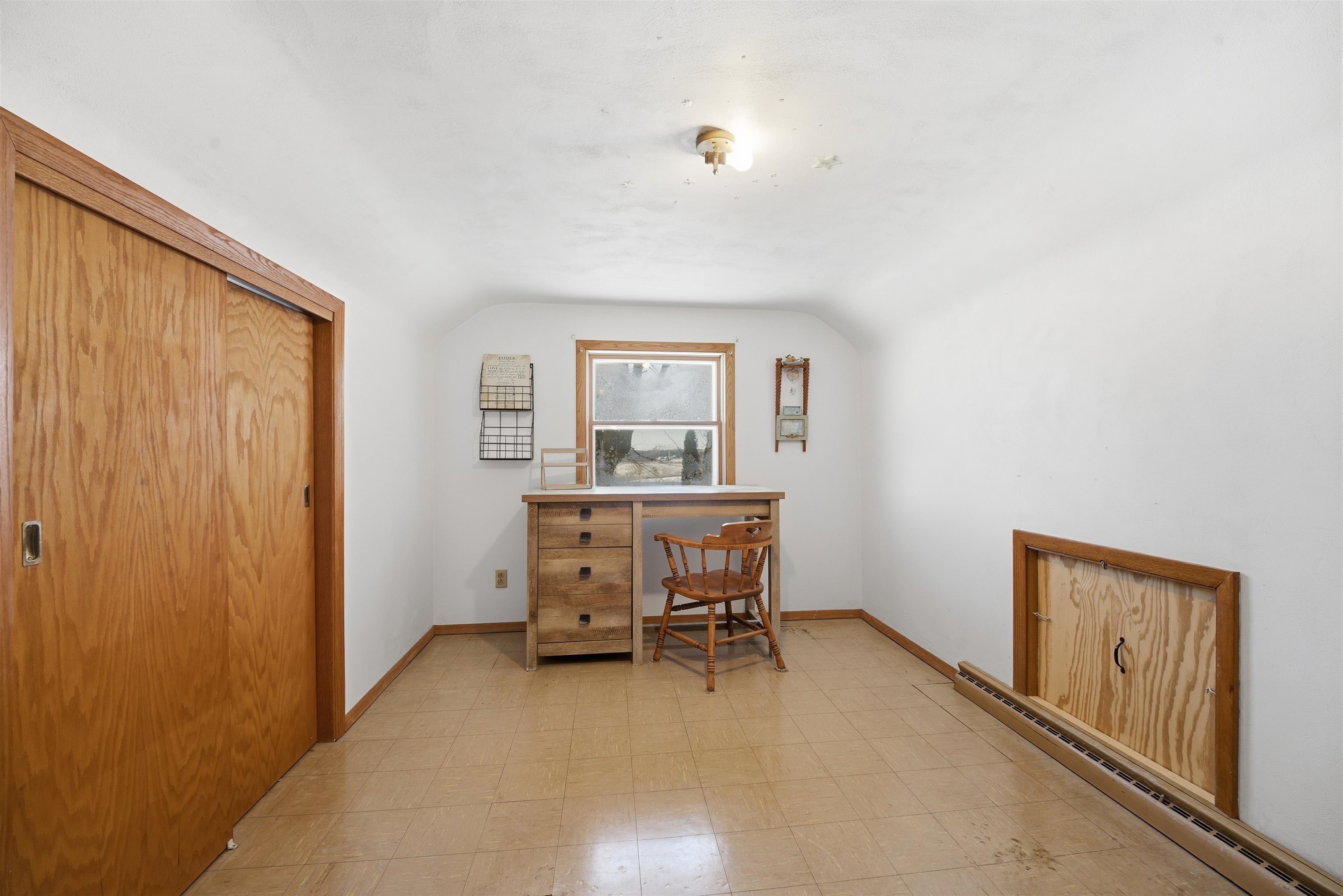 W7548 County Road South Hortonville, WI 54944 - Photo 18 of 33