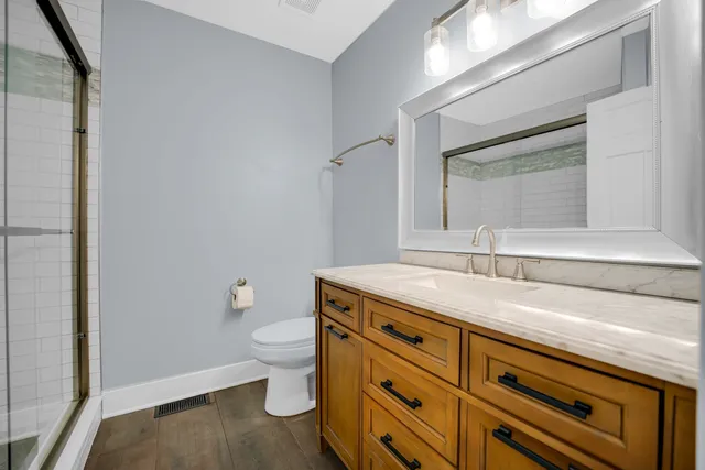 $398,000 | 8202 Gruener Court, Unit 8202, Palos Hills, IL 60465