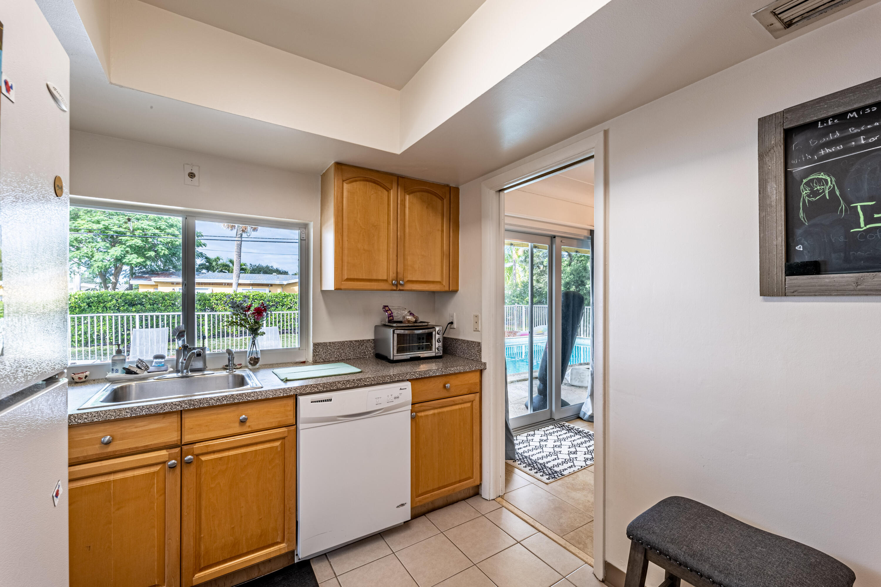 965 Southwest 13th Drive Boca Raton, FL 33486 - Photo 7 of 18 P1105158-HDR
