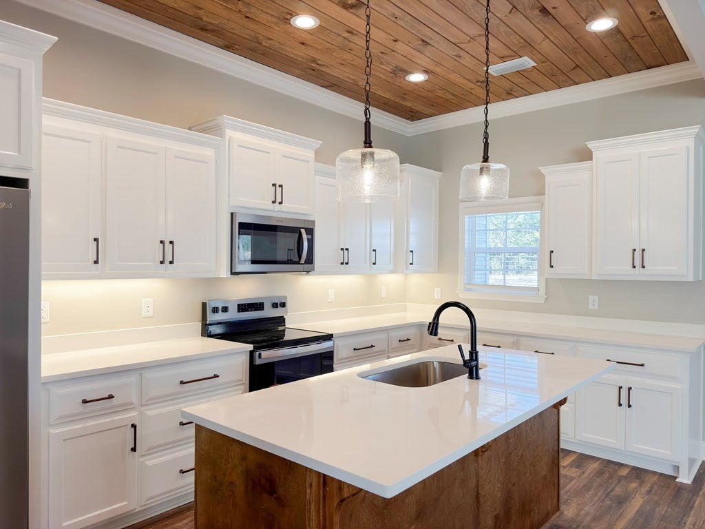 395 Strawder Road Ray City, GA 31645 - Photo 13 of 47 Gallery Image 13