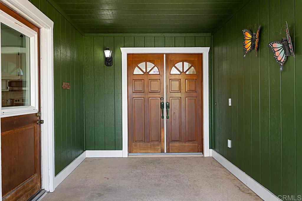 1551 Burgundy Road Encinitas, CA 92024 - Photo 6 of 31 a view of an entryway of a house