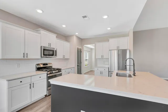 $2,395 | 436 Richfield Way, Summerville, SC 29486