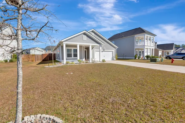 $2,395 | 436 Richfield Way, Summerville, SC 29486
