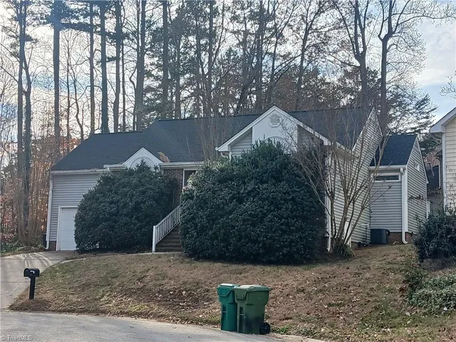 $230,000 | 4034 Sherry Court, Jamestown, NC 27282