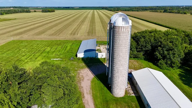 $529,900 | 7792 Town Hall Road Northeast, Sauk Rapids, MN 56379