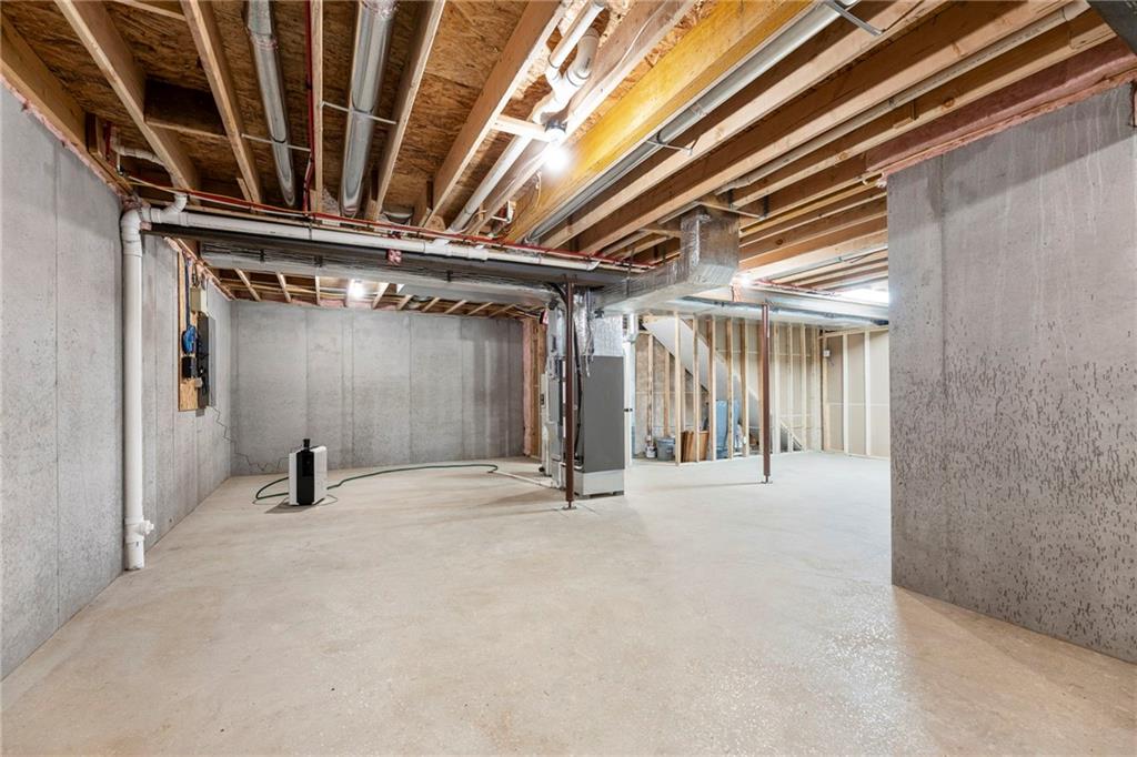 21025 West 225th Street Spring Hill, KS 66083 - Photo 38 of 51