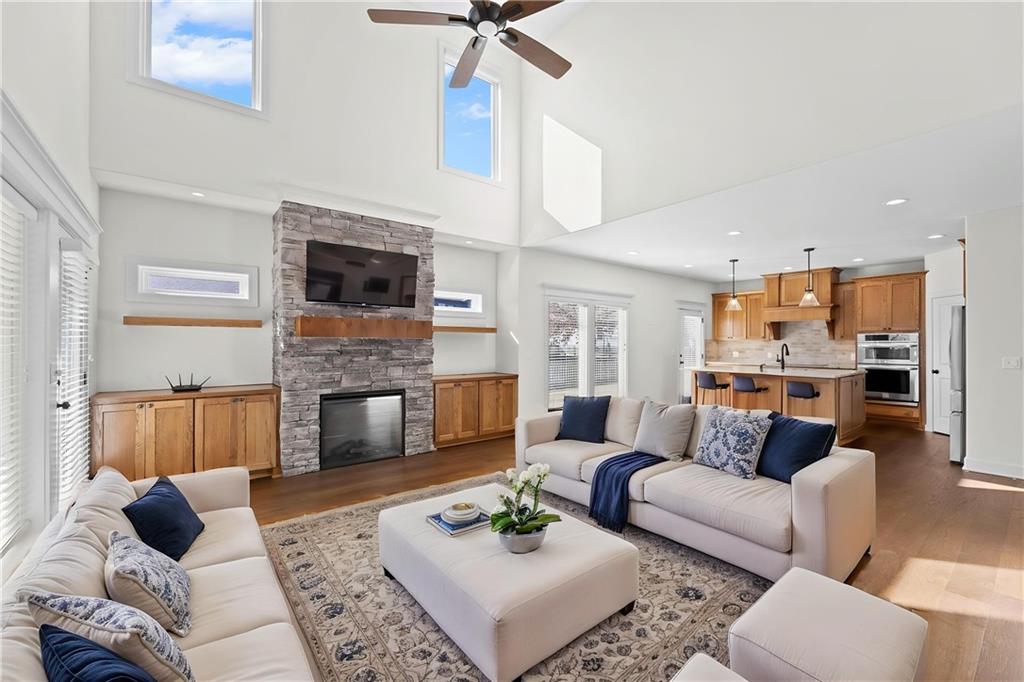 21025 West 225th Street Spring Hill, KS 66083 - Photo 5 of 51