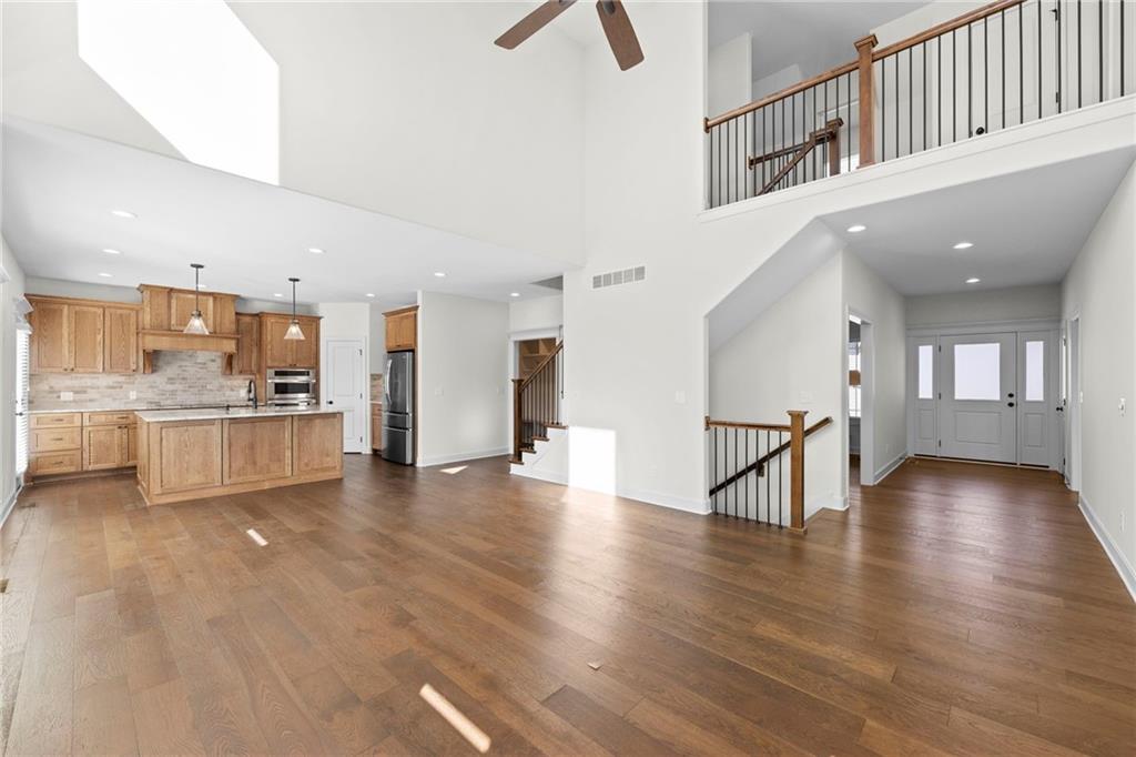 21025 West 225th Street Spring Hill, KS 66083 - Photo 6 of 51