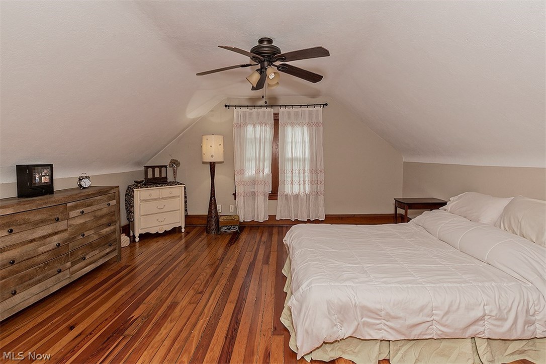3164 Chadbourne Road Cleveland, OH 44120 - Photo 20 of 33
