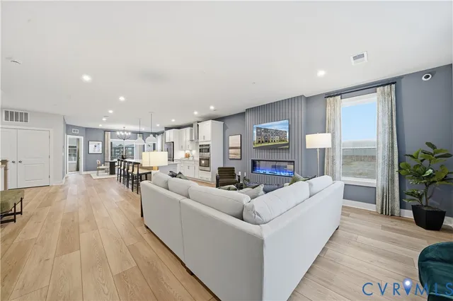 $379,085 | 9672 Turning Pt Drive, Unit B, Glen Allen, VA 23059