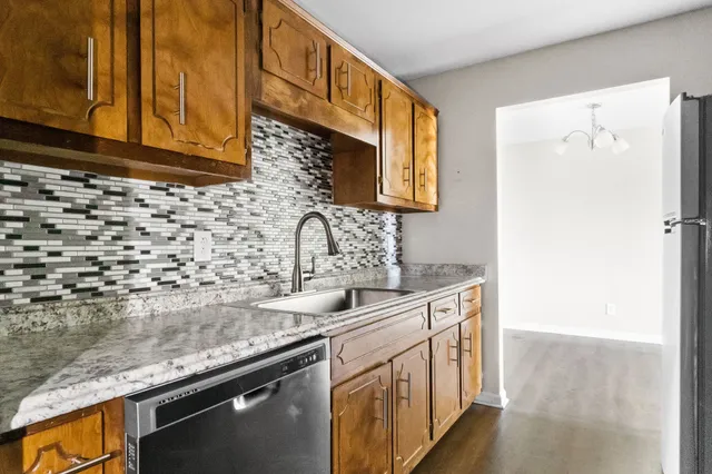 $925 | 3855 Northeast Drive, Unit F, Clarksville, TN 37040